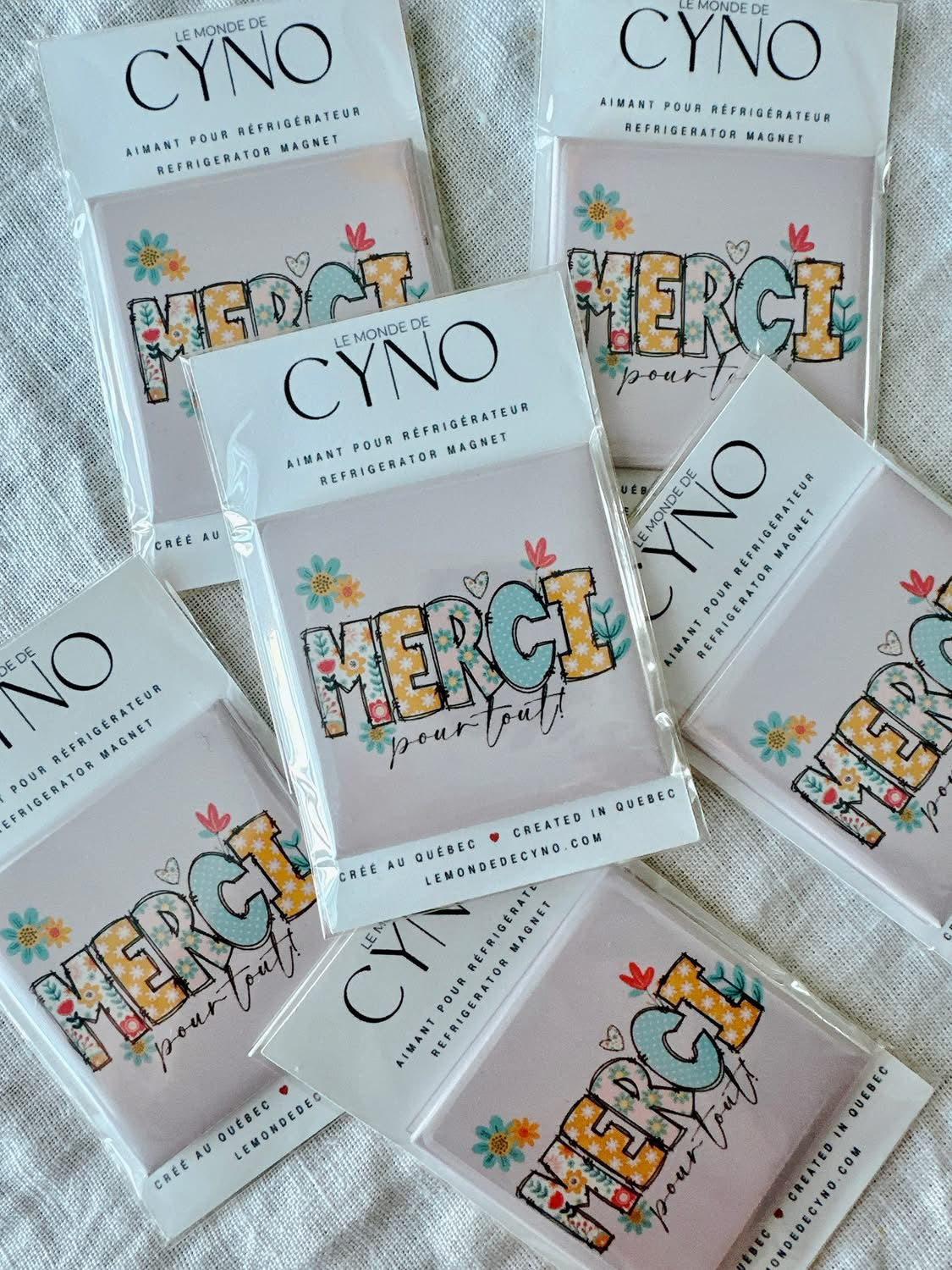 PRÉCOMMANDE - Aimant « MERCI pour tout ! » – Motif floral