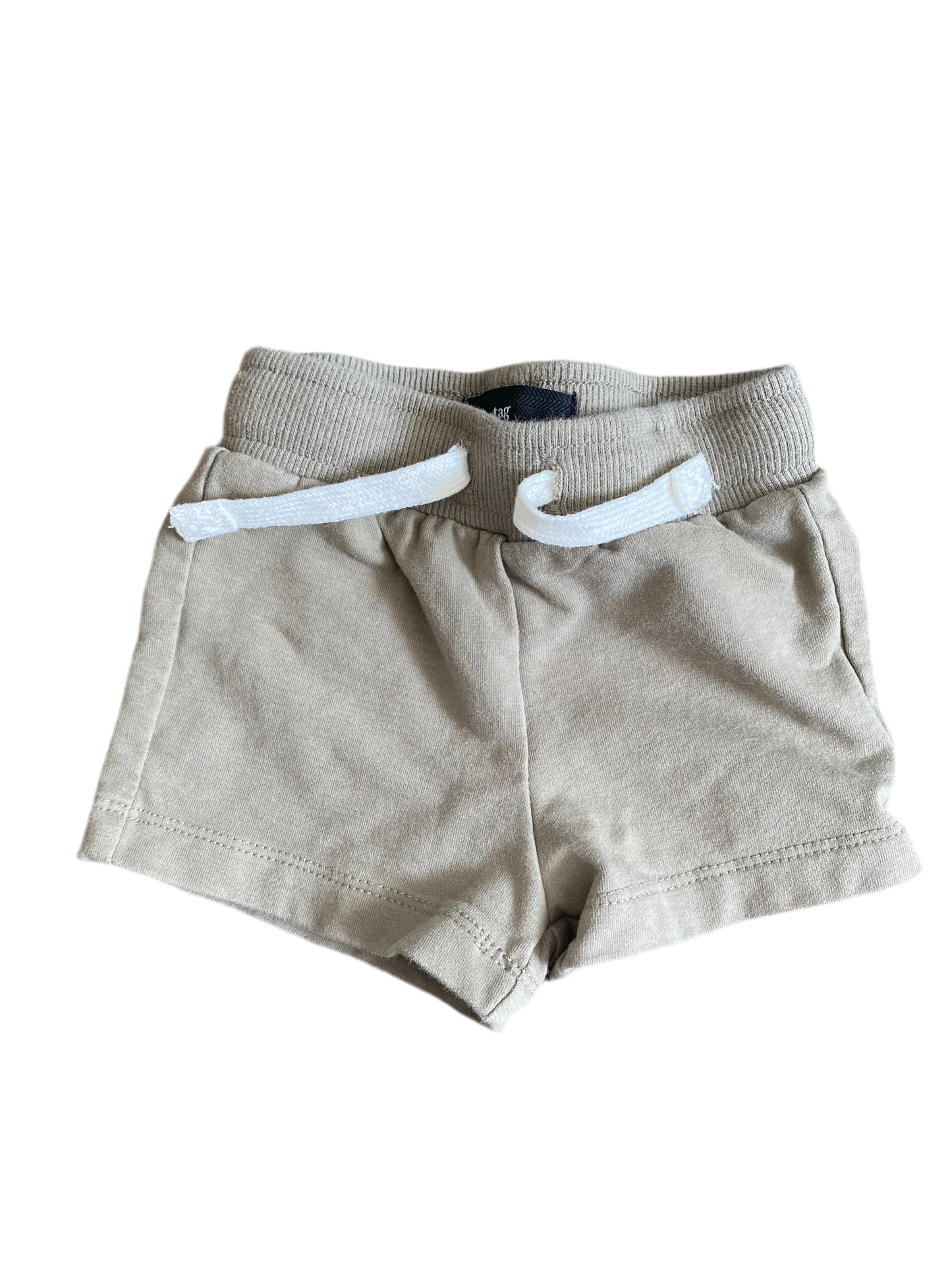 Tag | Short 3 mois