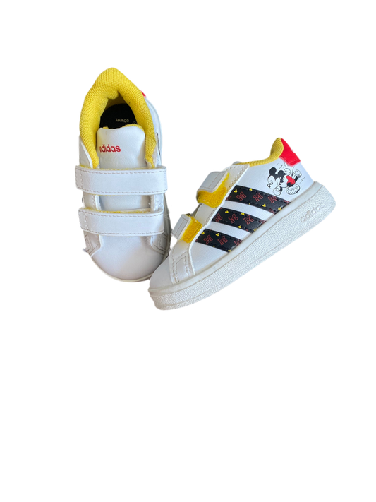 Adidas | Souliers pointure 4 DISNEY